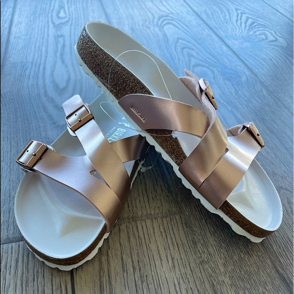 Birkenstock Yao Balance in Metallic Copper